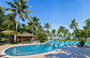  Lomani Island Resort – Adults Only  Malolo